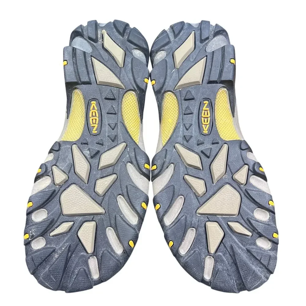 KEEN conquer trails